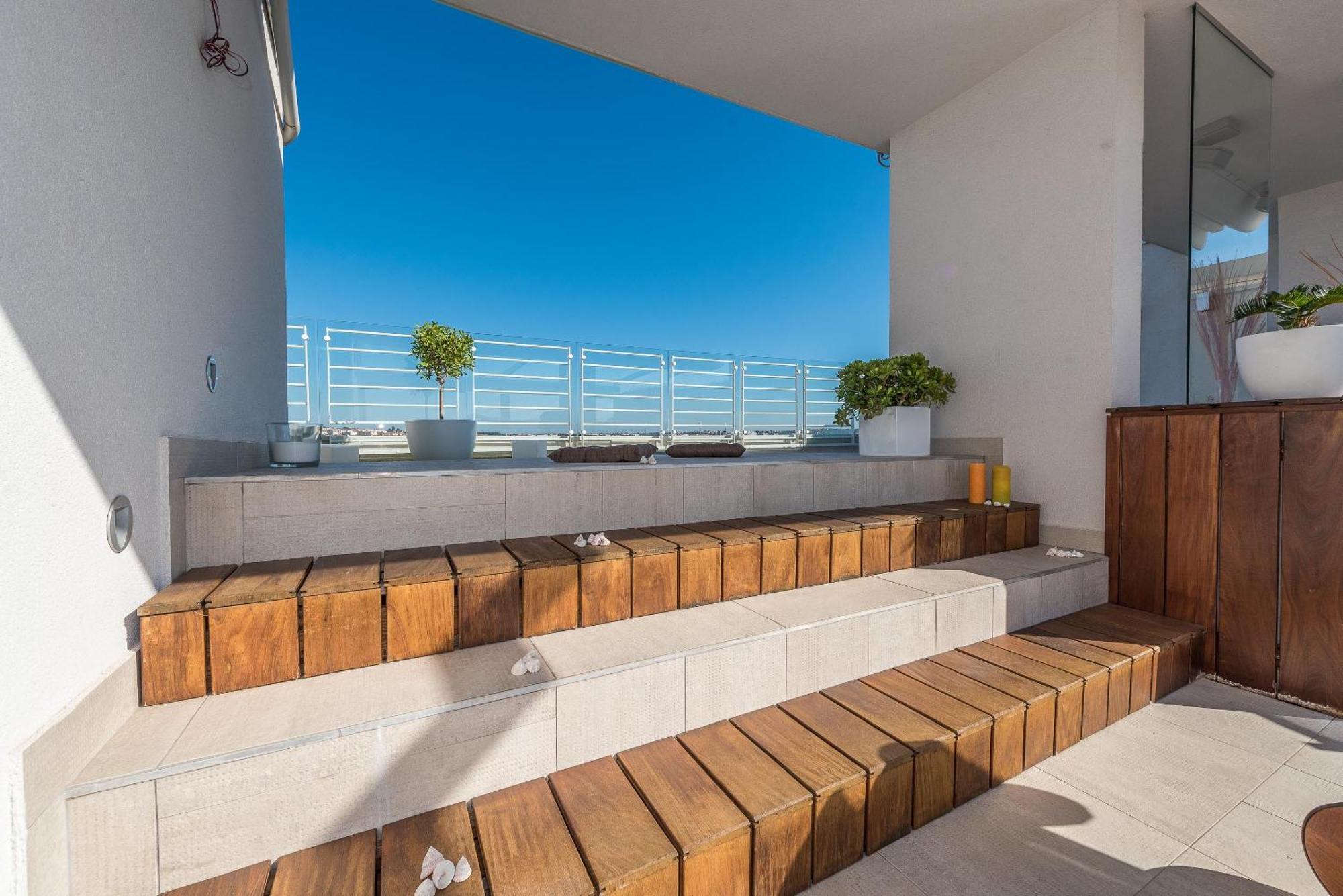 Penthouse With Roof Terrace With Jacuzzi Apartma *