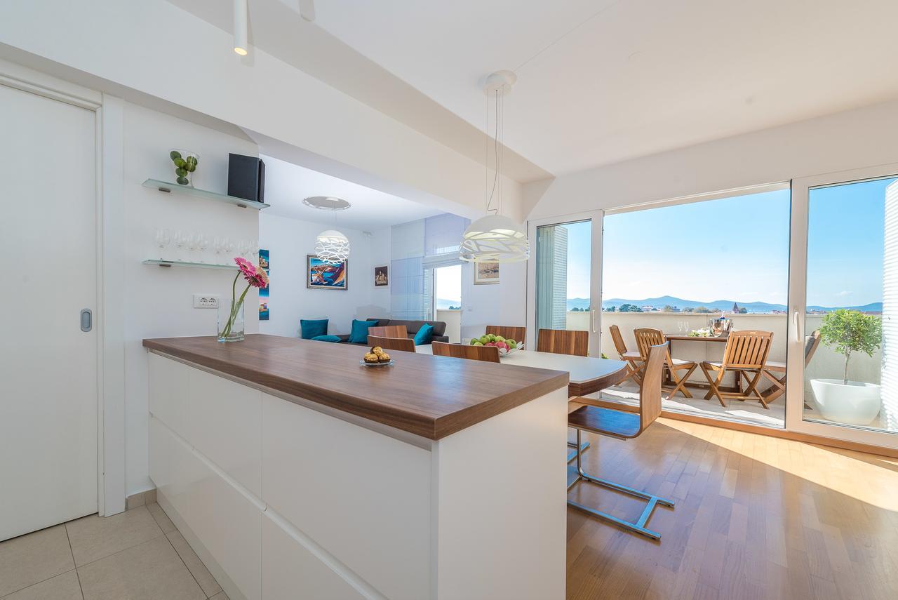 Penthouse With Roof Terrace With Jacuzzi Apartma