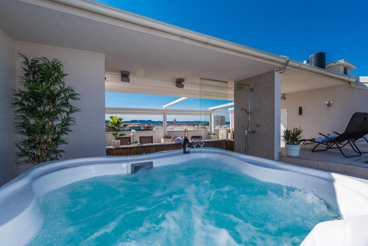 Penthouse With Roof Terrace With Jacuzzi Apartment *