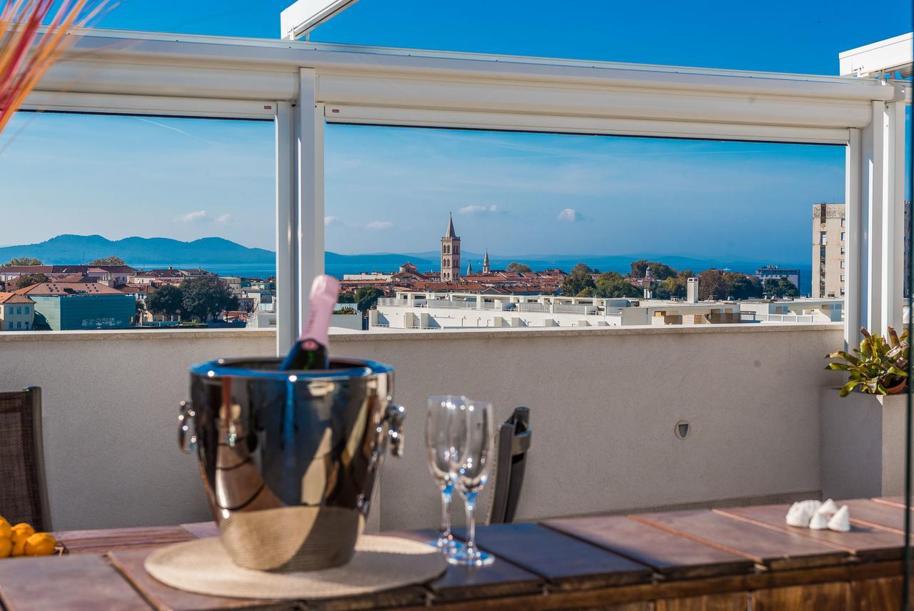 Penthouse With Roof Terrace With Jacuzzi Zadar