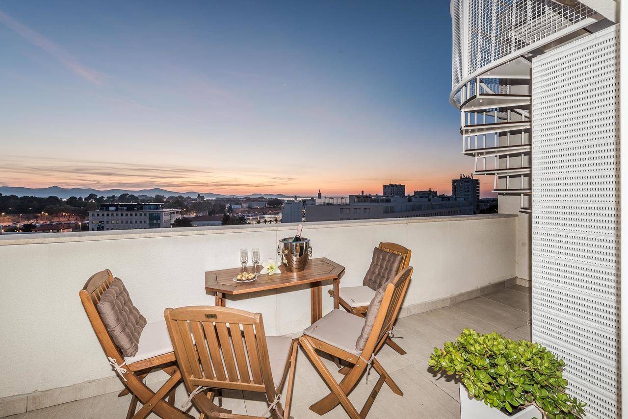Penthouse With Roof Terrace With Jacuzzi